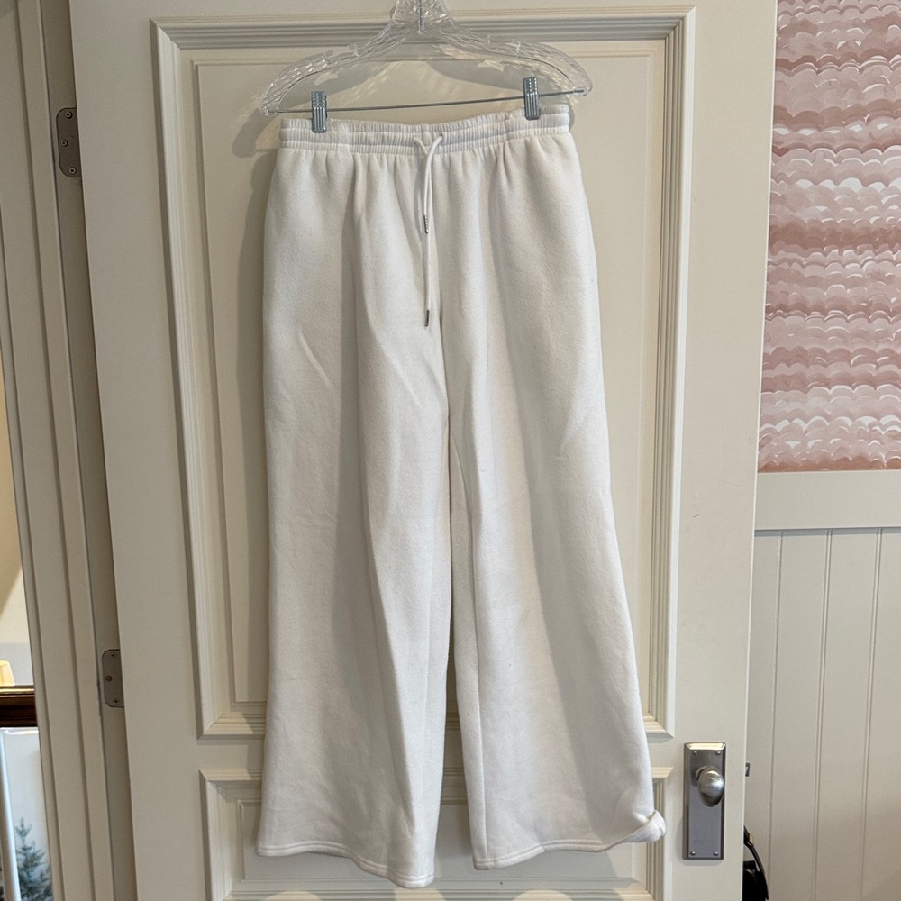 Edikted Ribbed White Lounge Pants